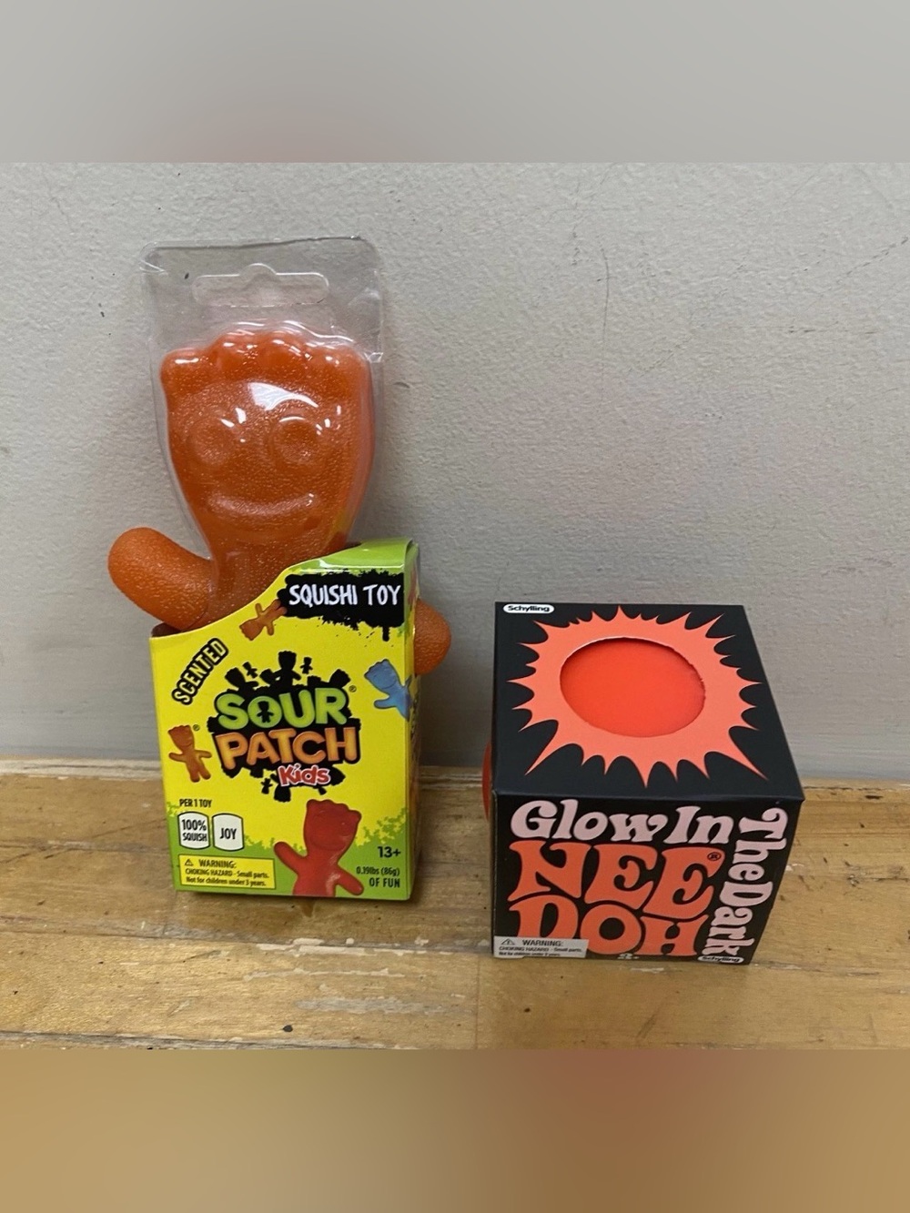 Lot of 2: Glow-in-the-Dark NeeDoh / Sour Patch Kids Orange Scented Squishi New